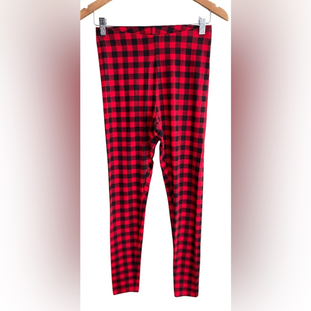 Old Navy: Red and Black Plaid Leggings